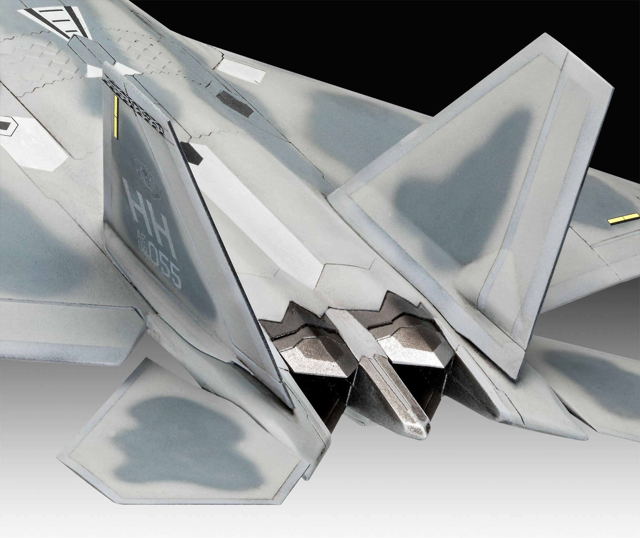 Lockheed Martin F-22A Raptor (Revell 03858)