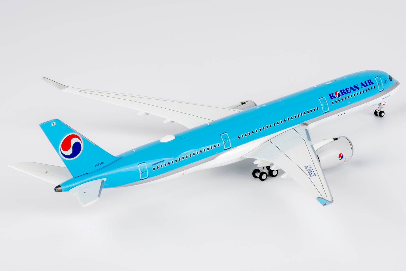 Korean Air Airbus A350-900 HL8598 (39102)