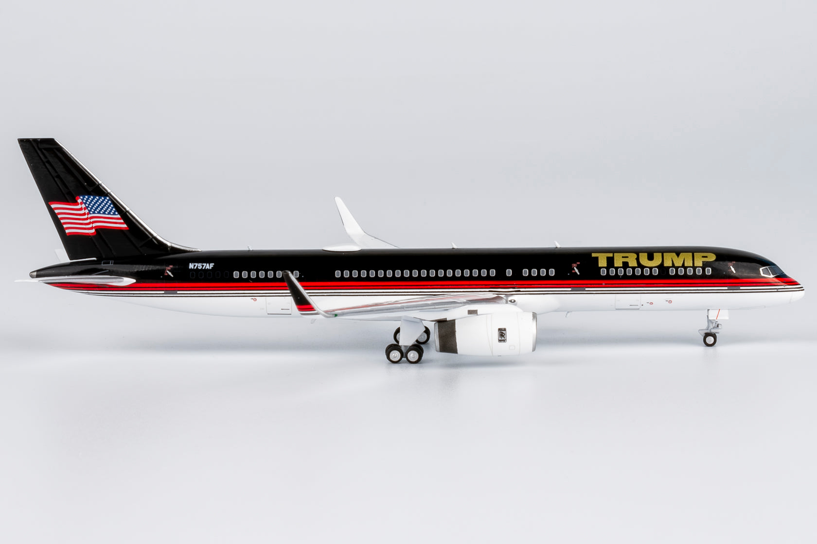 Trump Boeing 757-200 N757AF (53208)