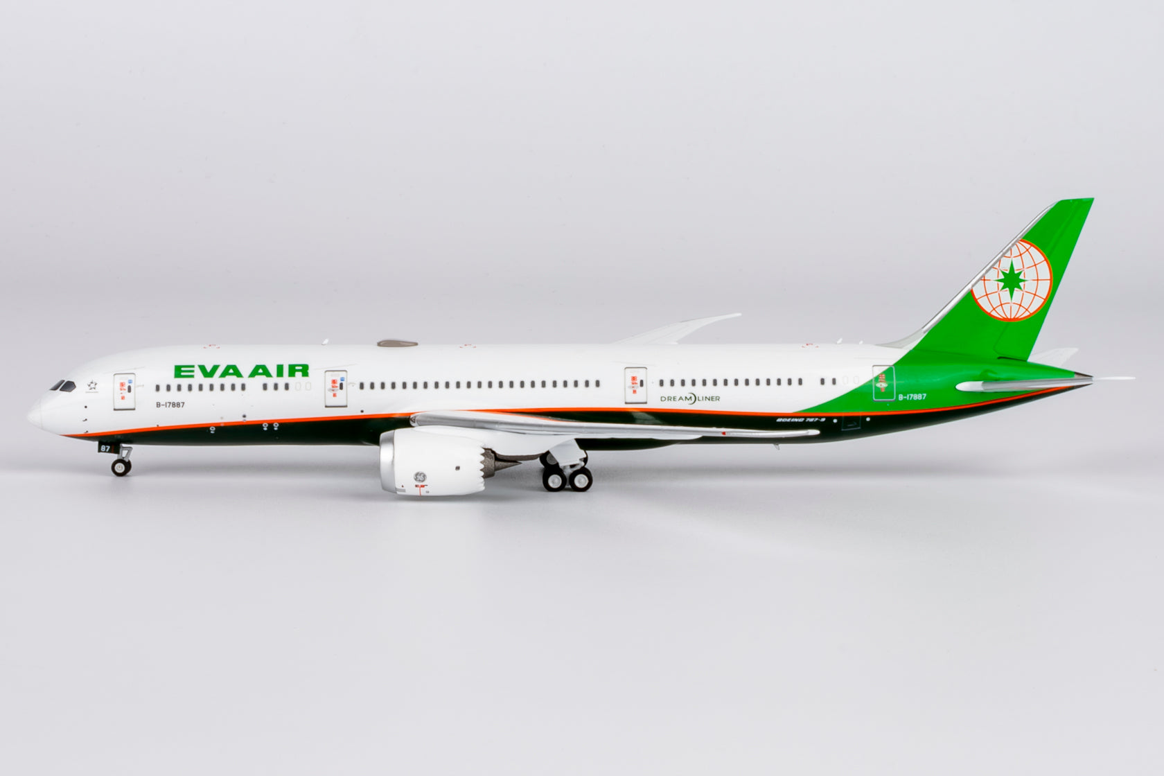 EVA Air Boeing 787-9 B-17887 (55141)