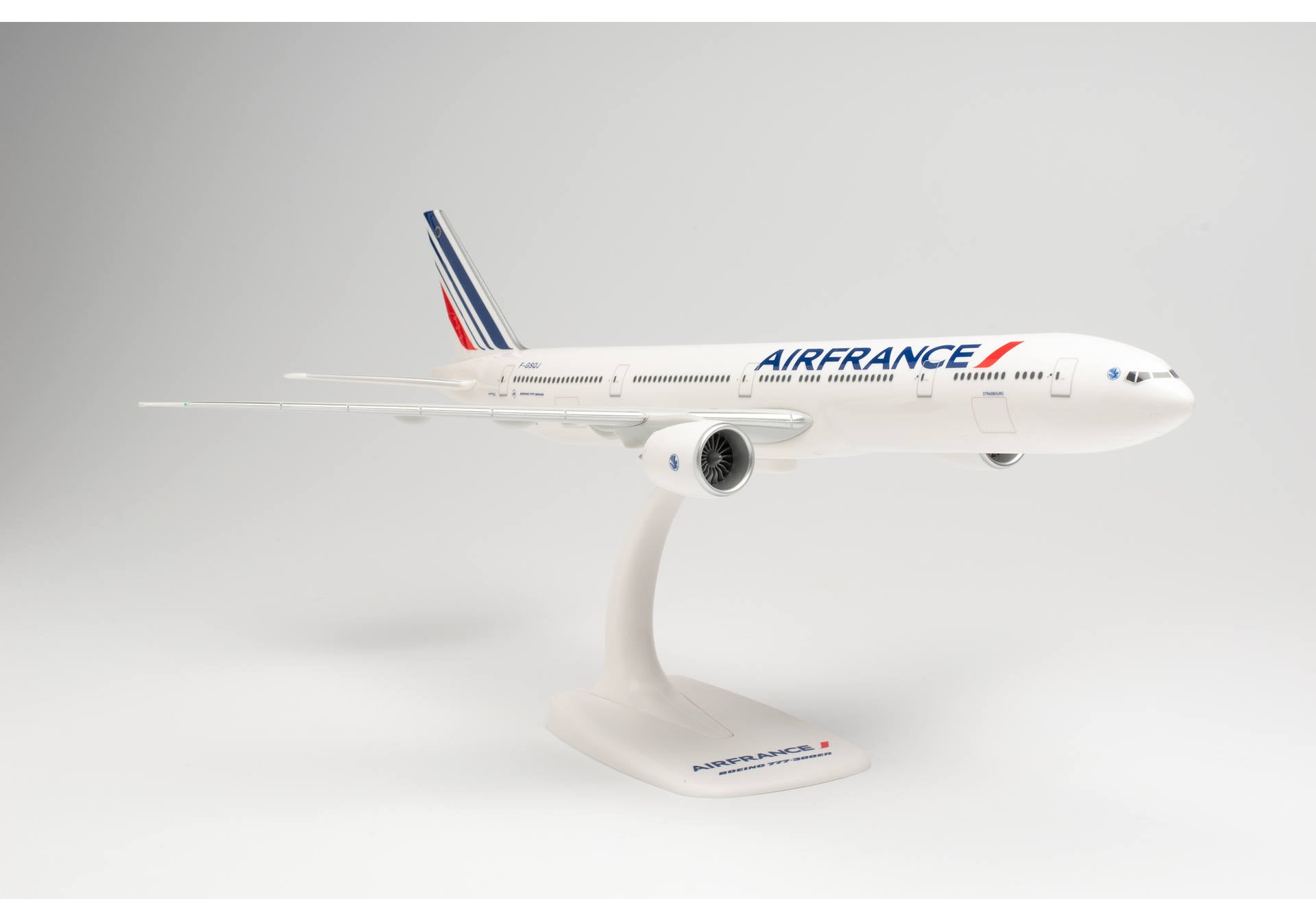 Air France Boeing 777-300ER F-GSQJ (613491)