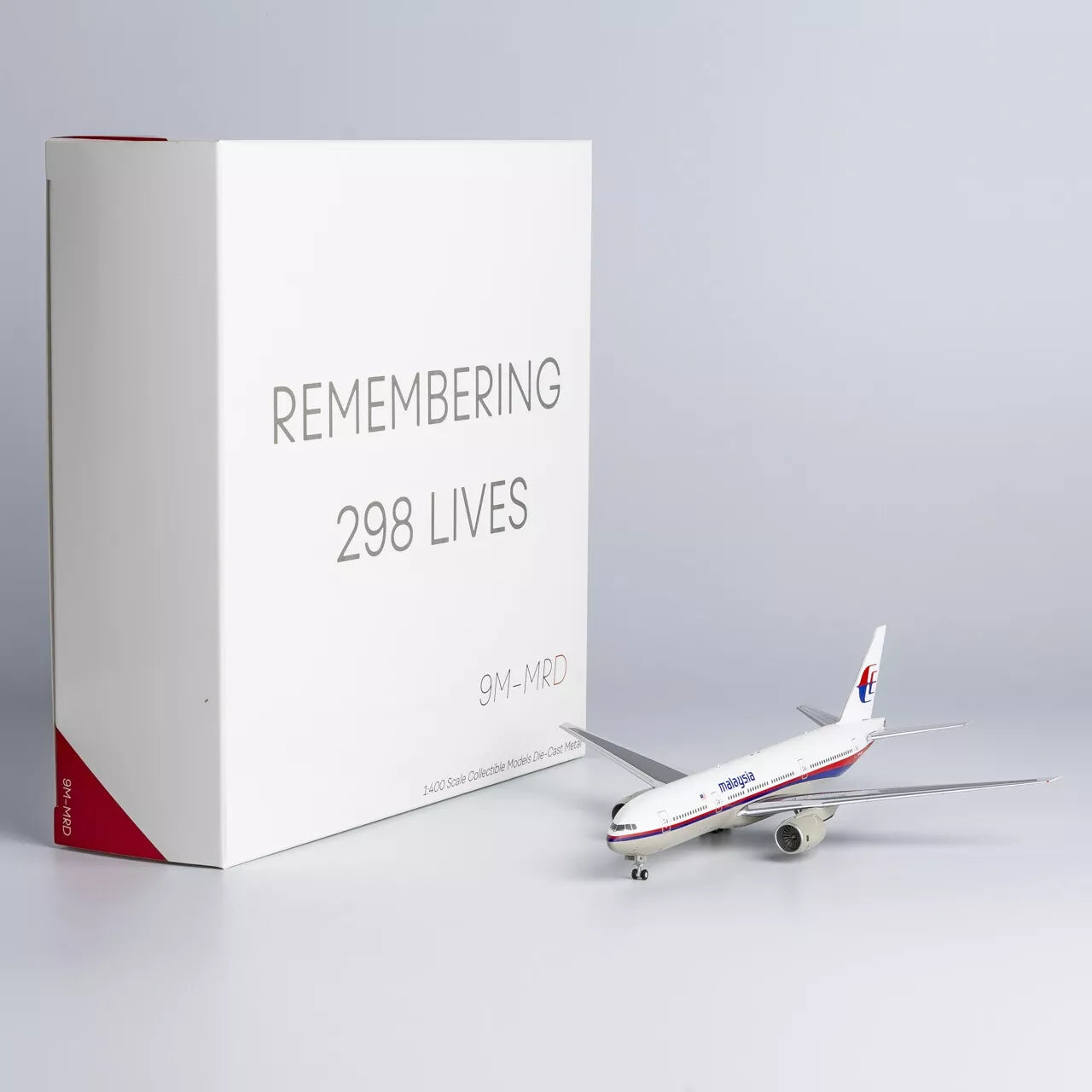 Malaysia Airlines Boeing 777-200ER 9M-MRD 'Remembering 298 Lives' (72053)