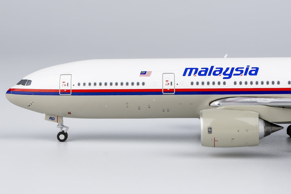 Malaysia Airlines Boeing 777-200ER 9M-MRD 'Remembering 298 Lives' (72053)