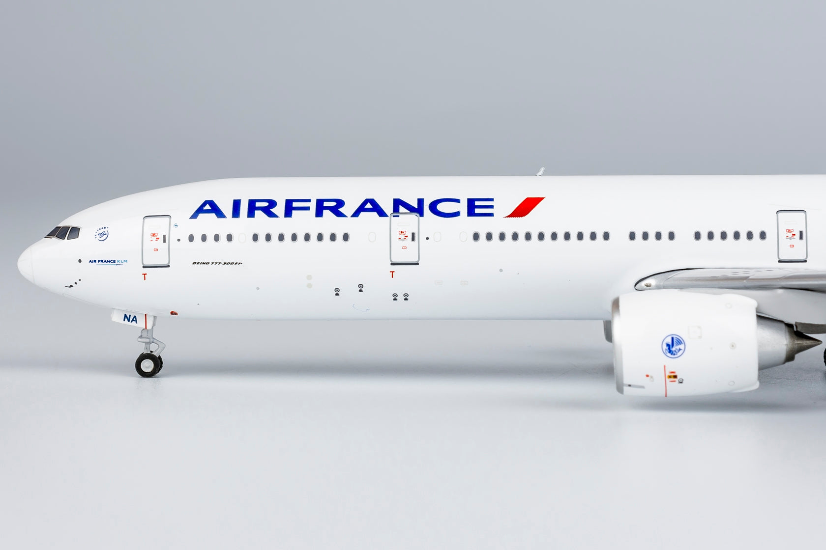 Air France Boeing 777-300ER F-GZNA (73053)
