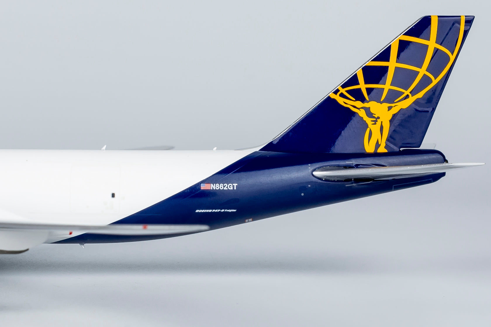 Atlas Air Boing 747-8F N862GT 'Kuehne + Nagel' (78021)