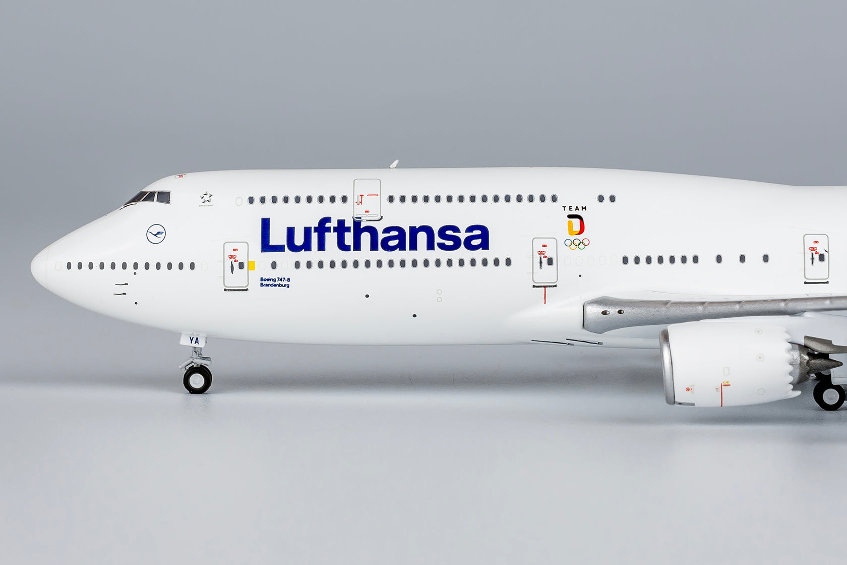 Lufthansa Boeing 747-8 D-ABYA 'Team D' (78033)