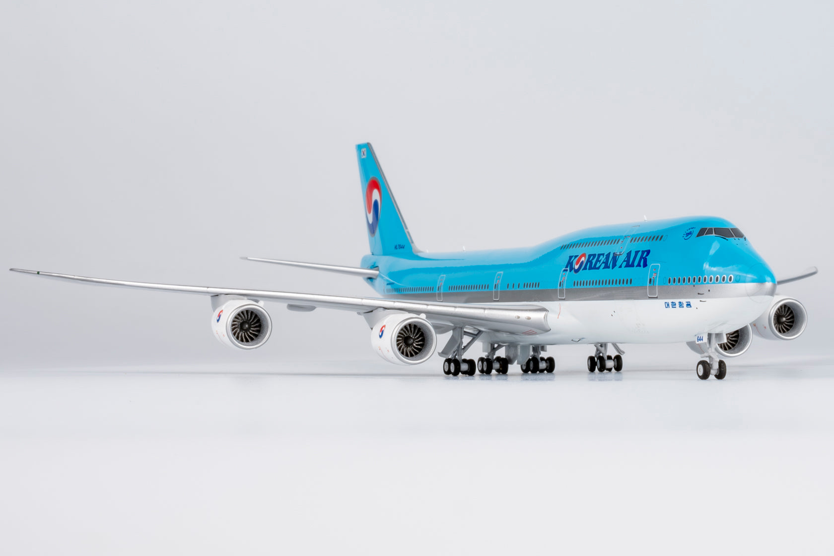 Korean Air Boeing 747-8 HL7644 'The last passenger 747 ever built' (78036)
