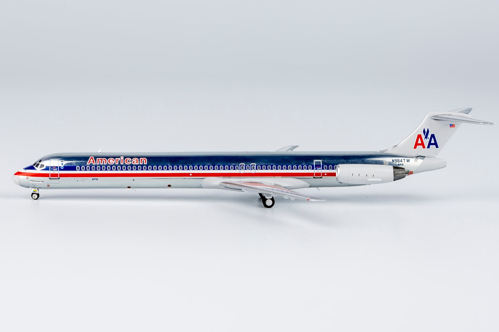 American Airlines McDonnell Douglas MD-83 N984TW 'Spirit of Long Beach' (83003)