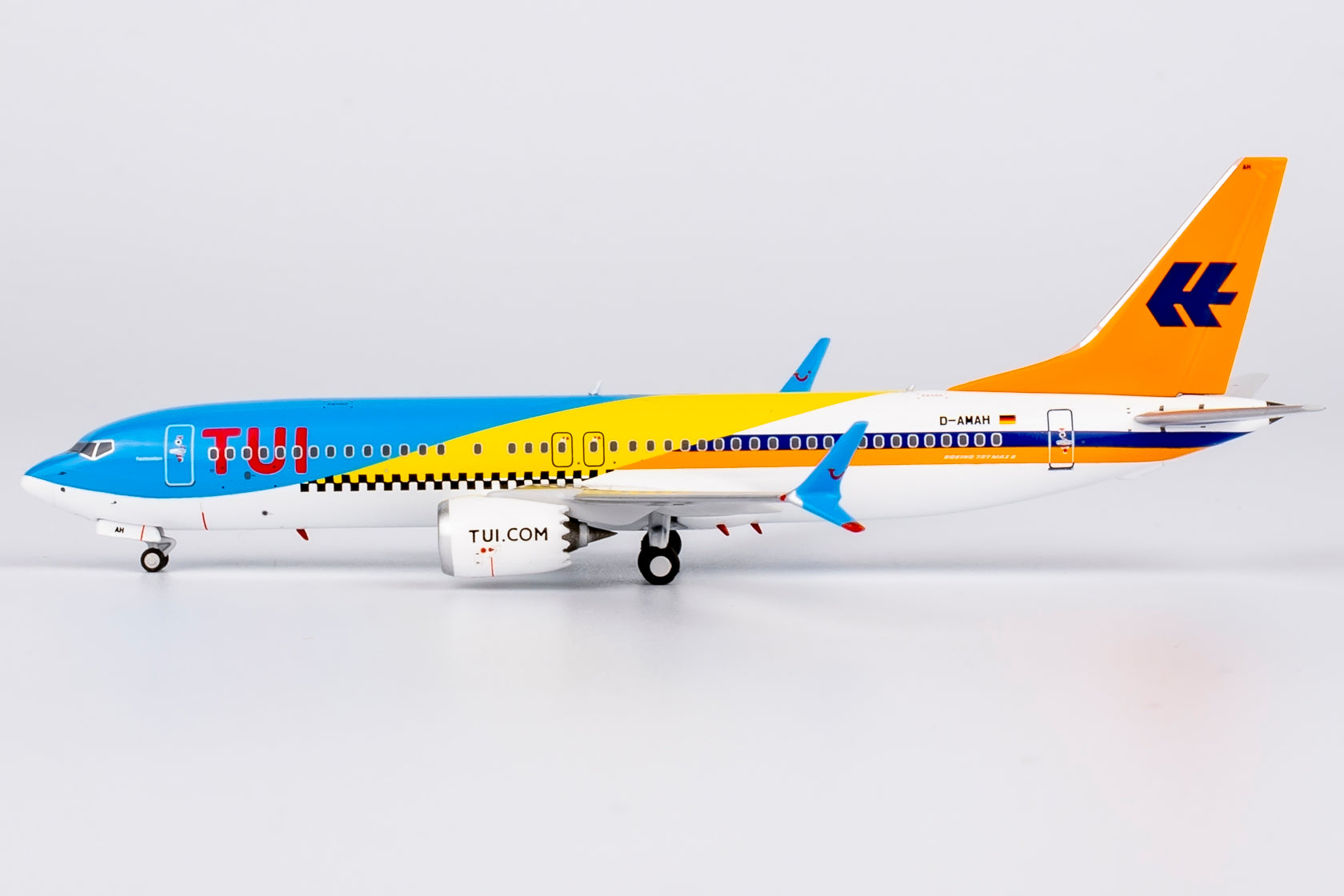 TUIfly Boeing 737 MAX 8 D-AMAH '50 Years' (88043)