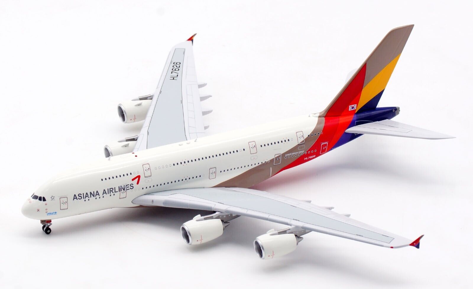Asiana Airlines Airbus A380-800 HL7626 (AV4143)