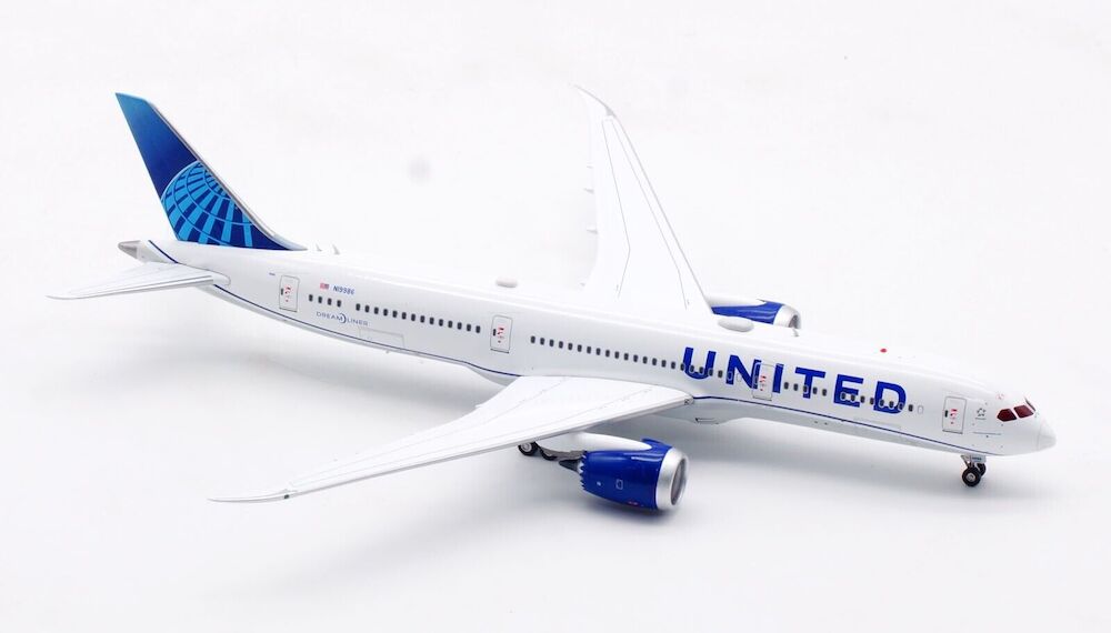 United Airlines Boeing 787-9 N19986 (AV4192)