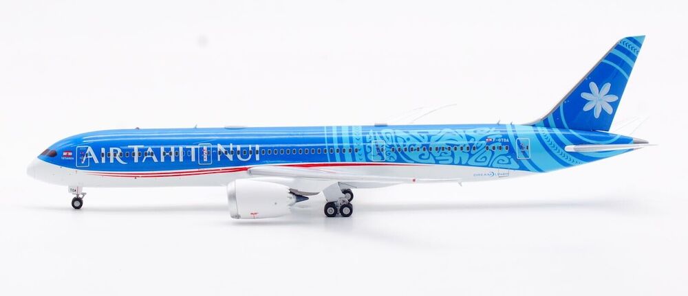 Air Tahiti Nui Boeing 787-9 F-OTOA (AV4203)