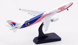 Malaysia Airlines Airbus A330-300 9M-MTL 'Manchester United' (AV4352)