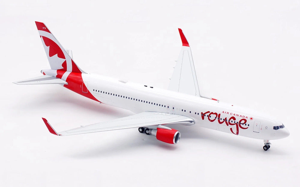 Air Canada Rouge Boeing 767-300ER C-FMLV (B-763-RV-MLV)