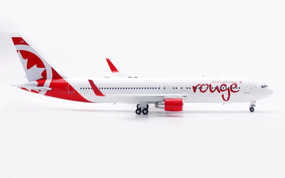 Air Canada Rouge Boeing 767-300ER C-FMLV (B-763-RV-MLV)