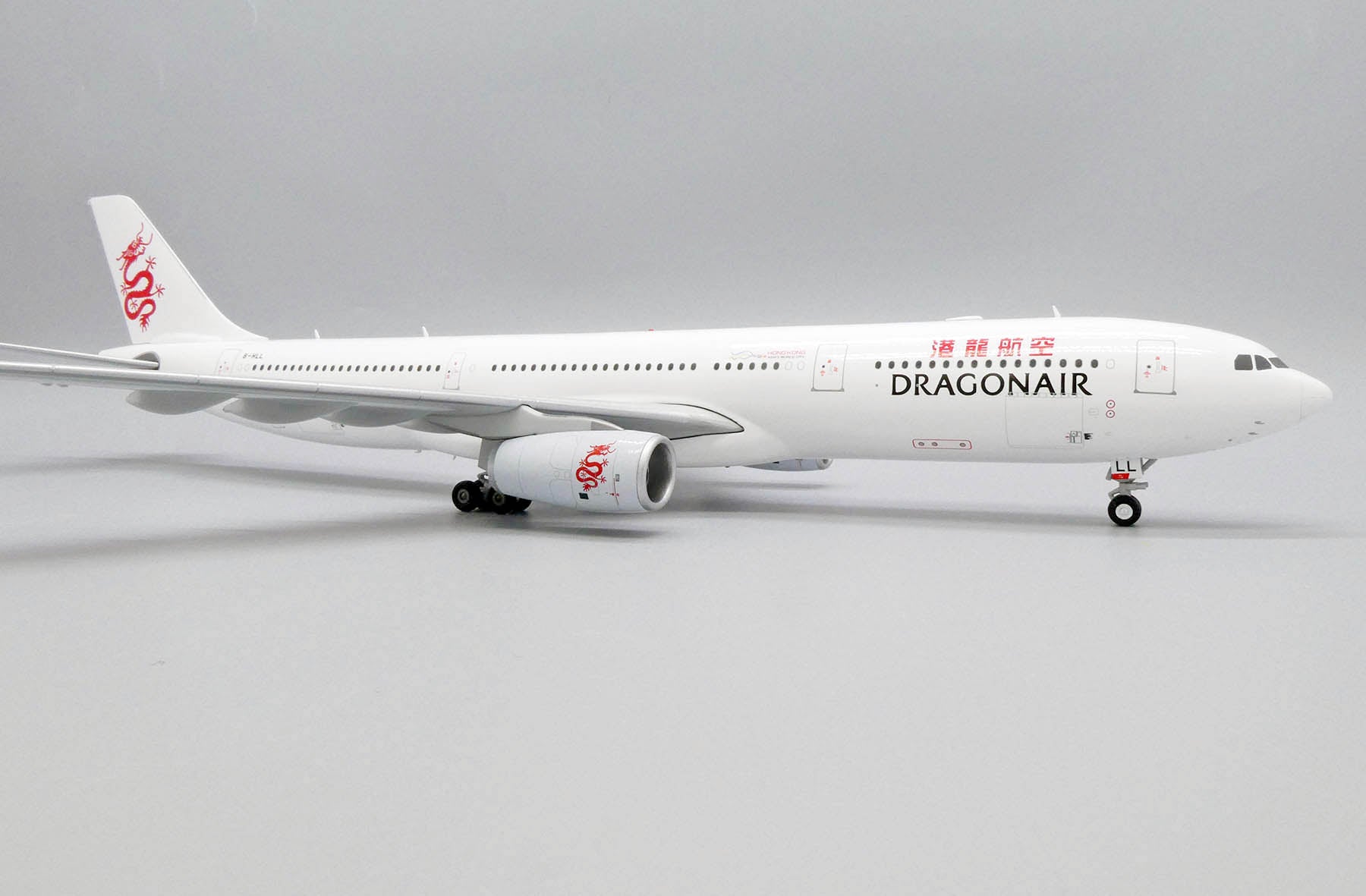 Dragonair Airbus A330-300 B-HLL (EW2333003)