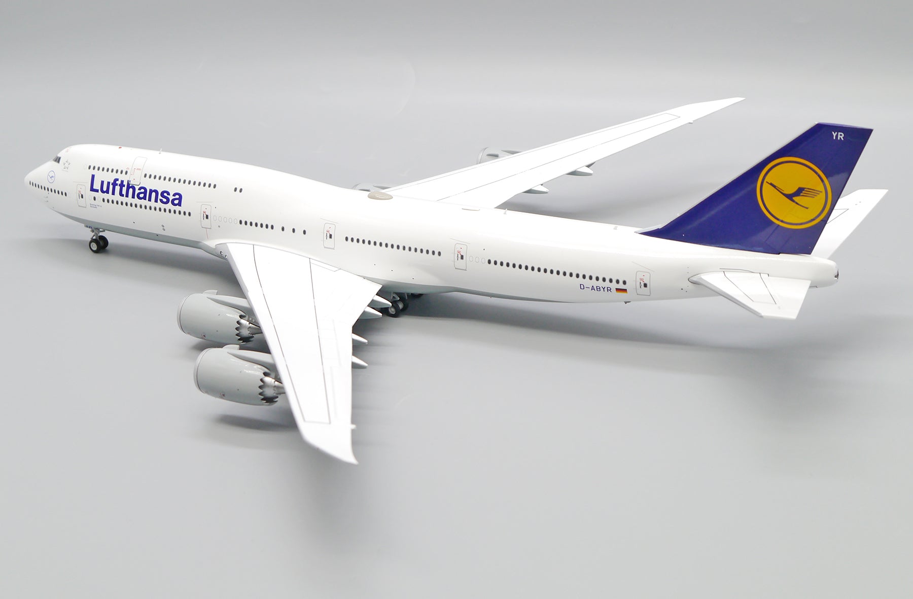 Lufthansa Boeing 747-8 D-ABYR (EW2748003)