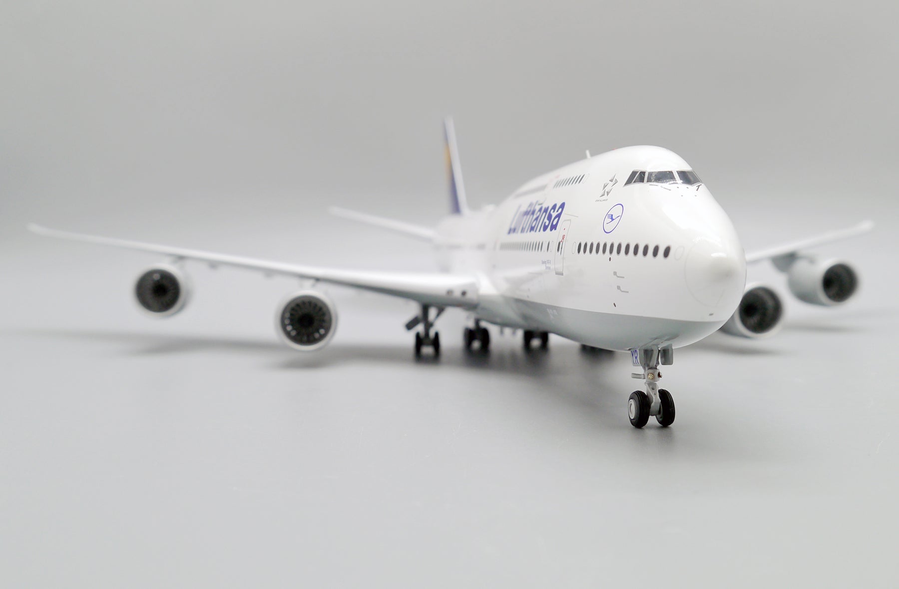 Lufthansa Boeing 747-8 D-ABYR (EW2748003)