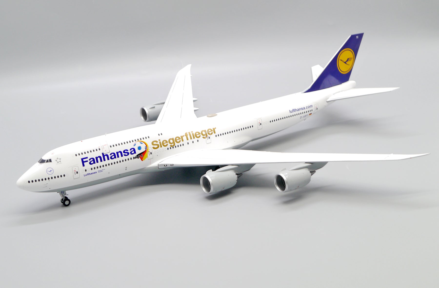 Lufthansa Boeing 747-8 D-ABYI 'Siegerflieger' (EW2748004)