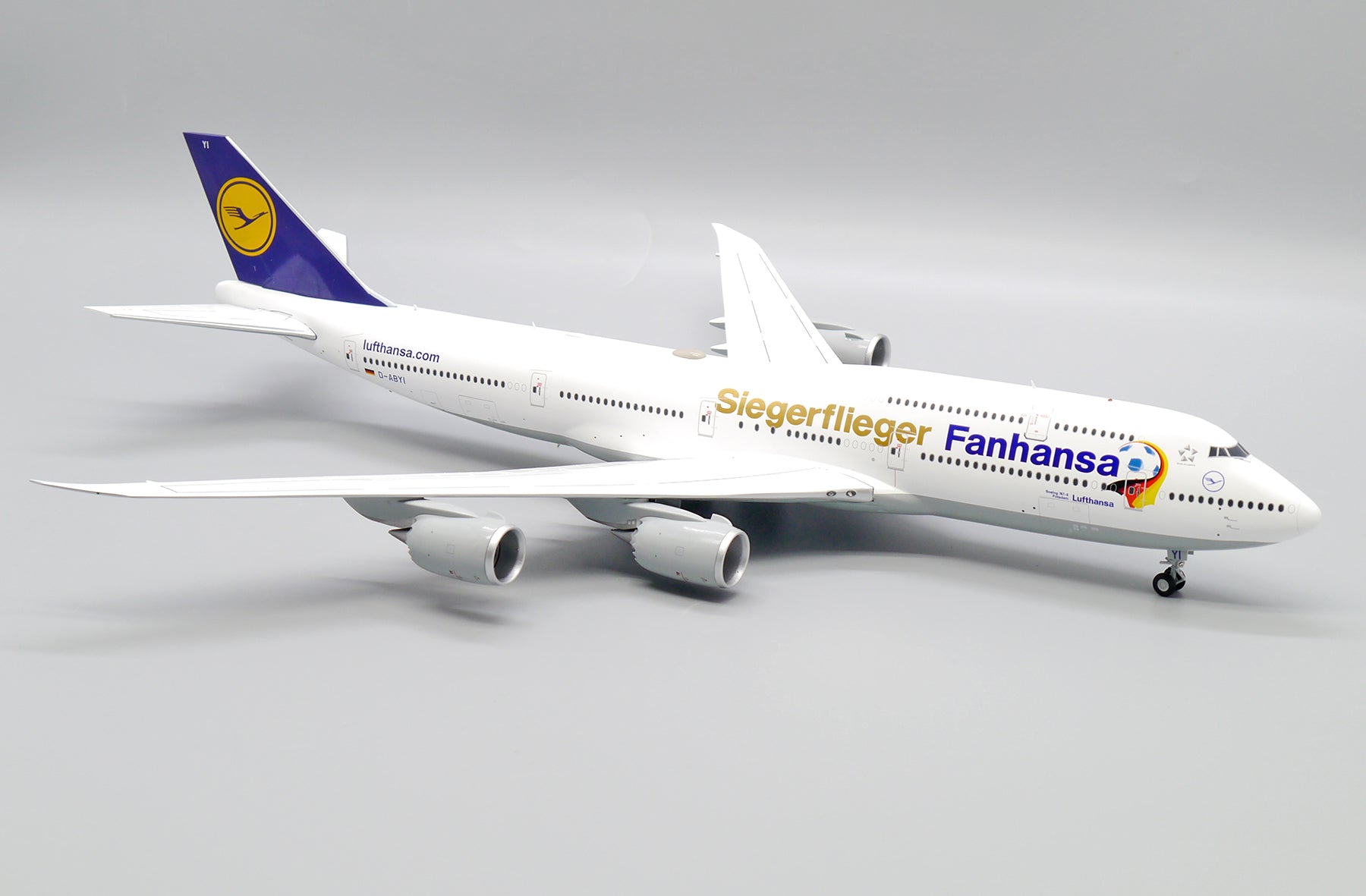 Lufthansa Boeing 747-8 D-ABYI 'Siegerflieger' (EW2748004)