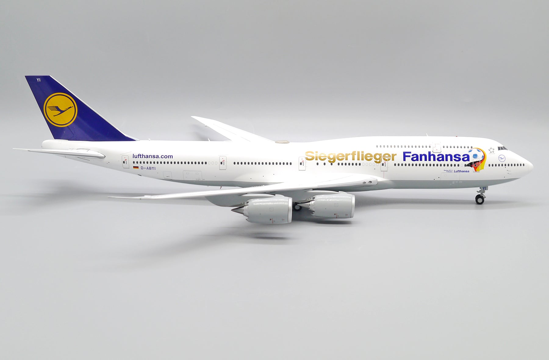 Lufthansa Boeing 747-8 D-ABYI 'Siegerflieger' (EW2748004)