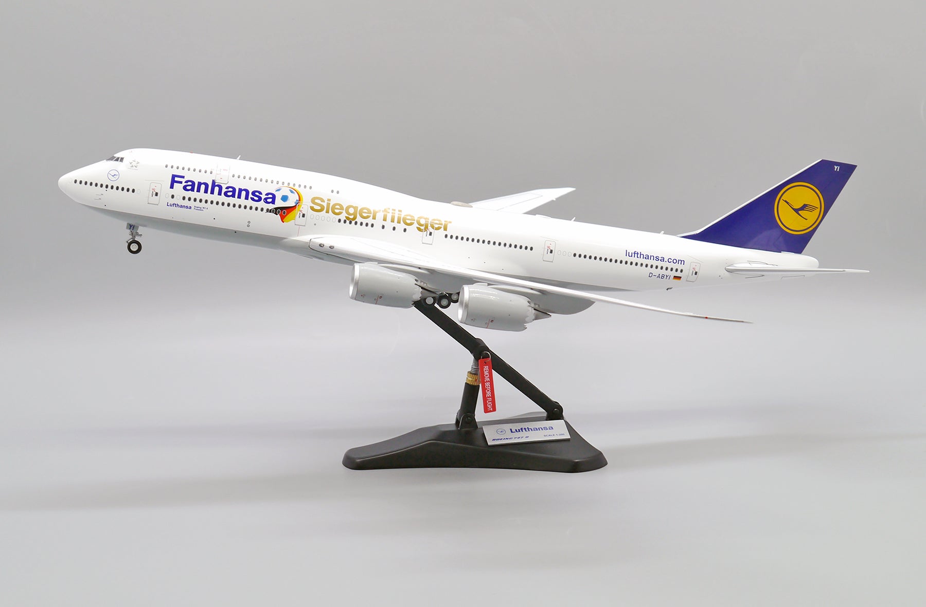 Lufthansa Boeing 747-8 D-ABYI 'Siegerflieger' (EW2748004)