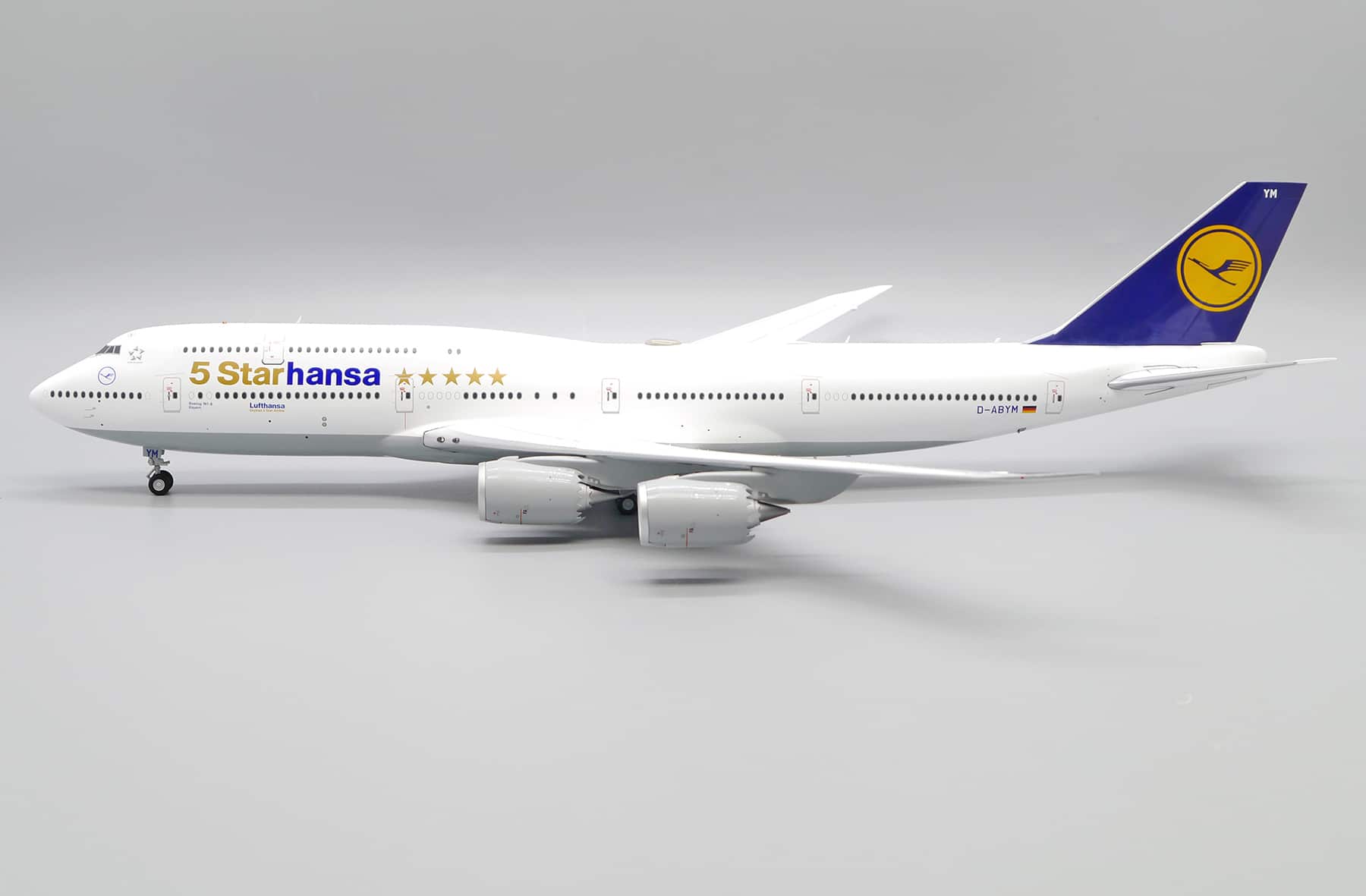 Lufthansa Boeing 747-8 D-ABYM '5 Starhansa' (EW2748005)