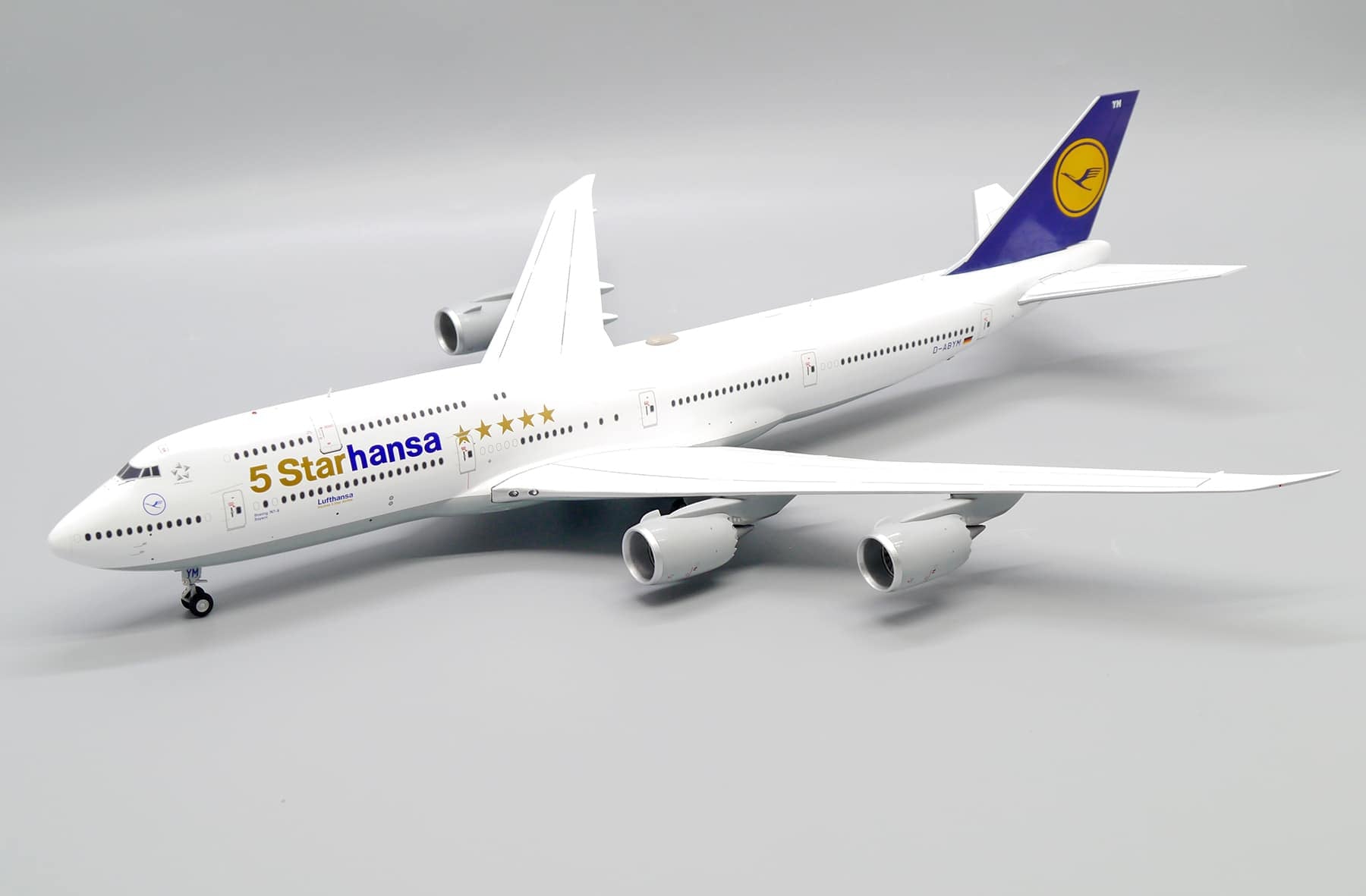 Lufthansa Boeing 747-8 D-ABYM '5 Starhansa' (EW2748005)