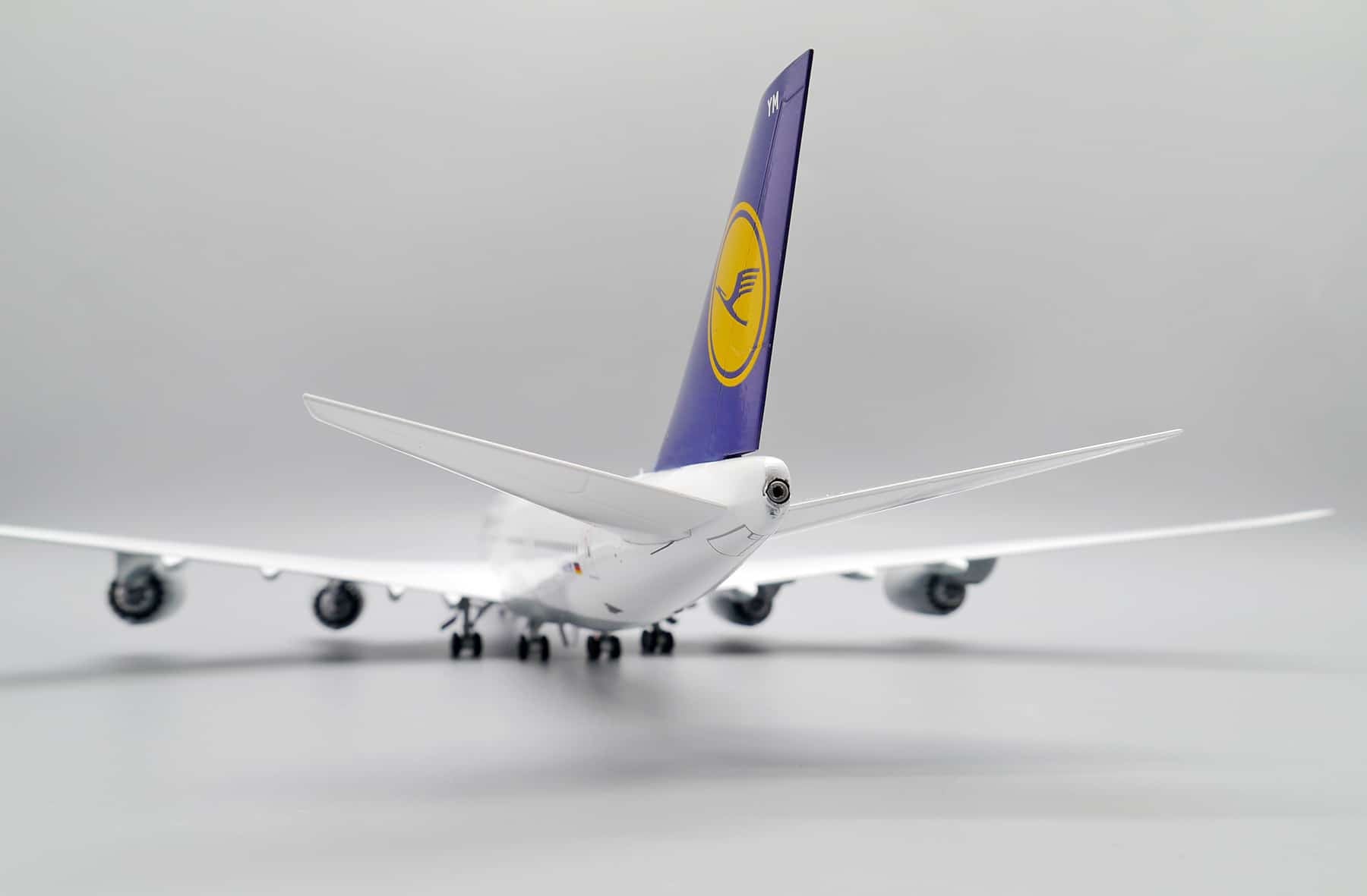 Lufthansa Boeing 747-8 D-ABYM '5 Starhansa' (EW2748005)