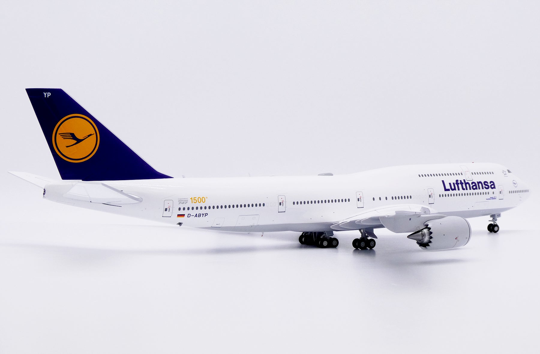 Lufthansa Boeing 747-8 D-ABYP '1500th 747' (EW2748008)