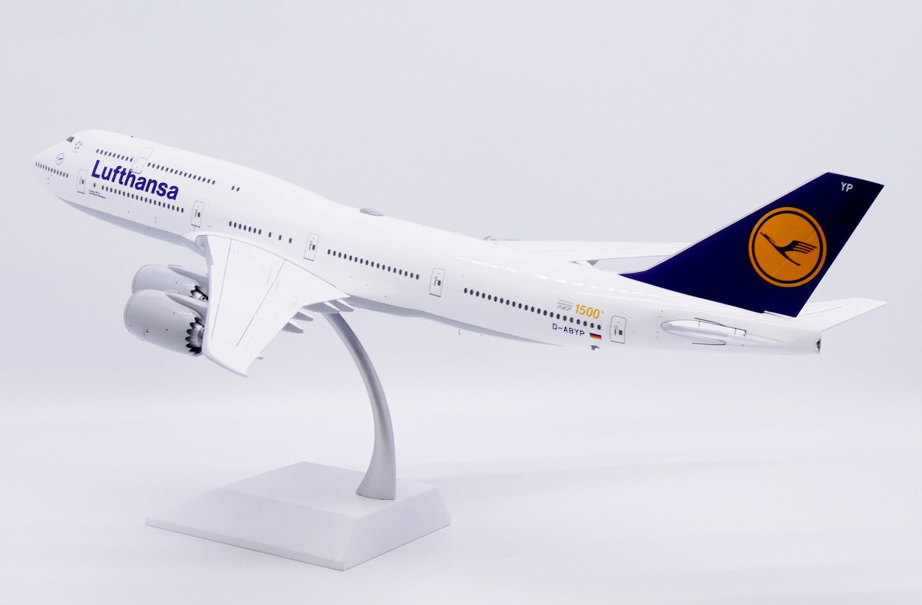 Lufthansa Boeing 747-8 D-ABYP '1500th 747' (EW2748008)