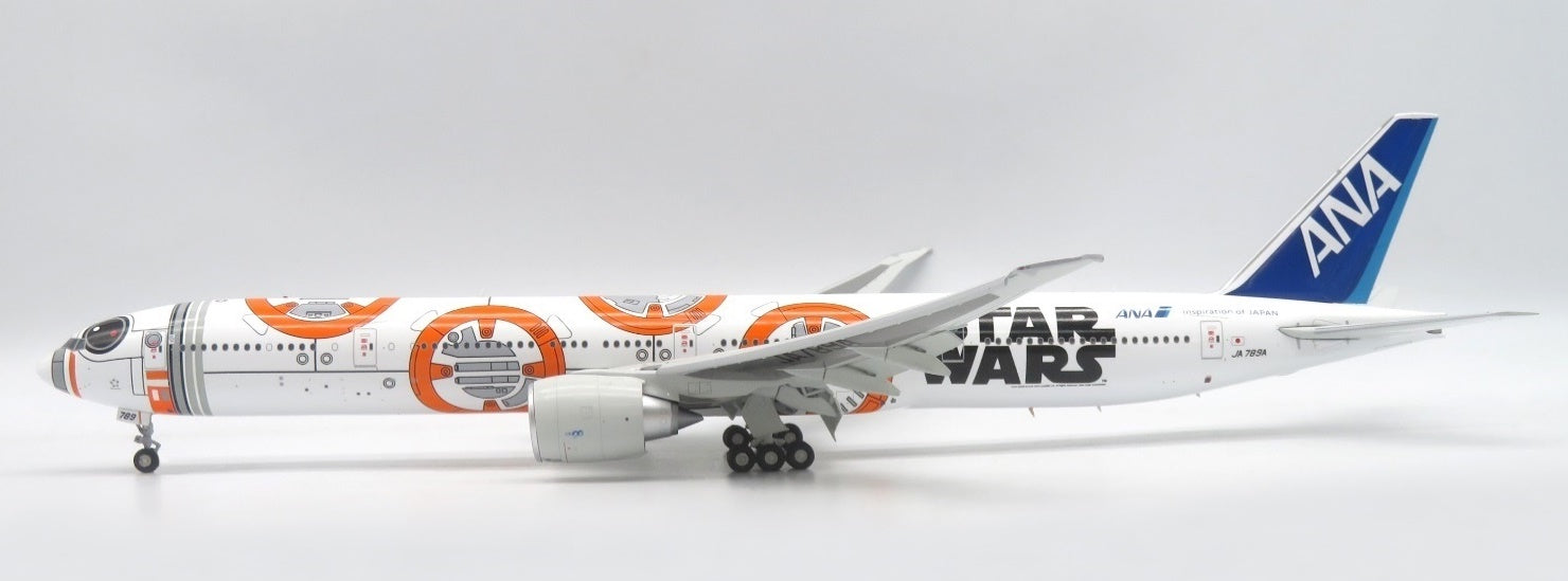 ANA All Nippon Airways Boeing 777-300ER JA789A 'Star Wars BB-8 / Flaps Down' (EW277W007A)