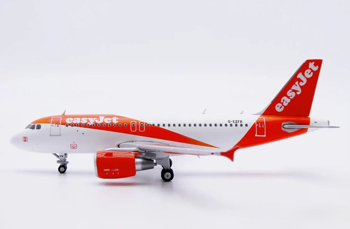 easyJet Airbus A319-100 G-EZFR (EW4319001)