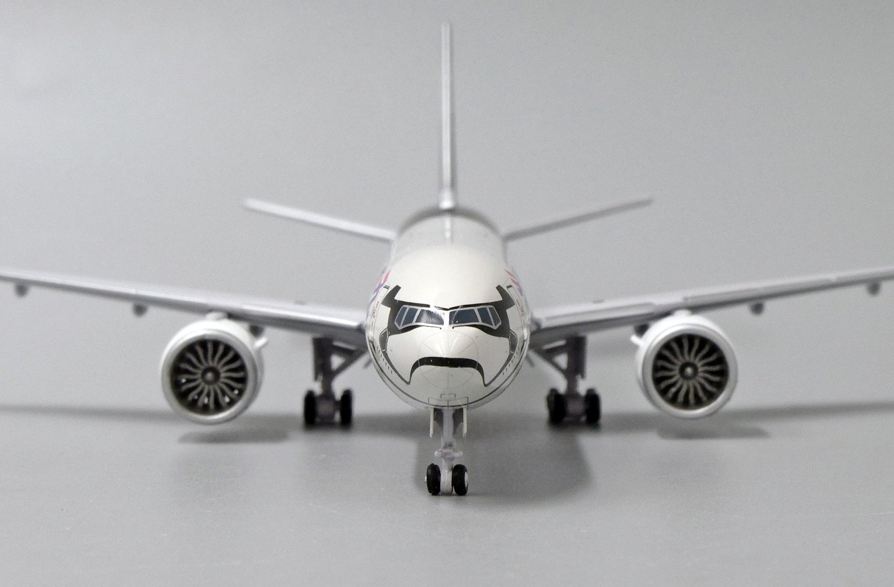 LATAM Boeing 777-300ER PT-MUA 'Star Wars Galaxy's Edge' (EW477W007)
