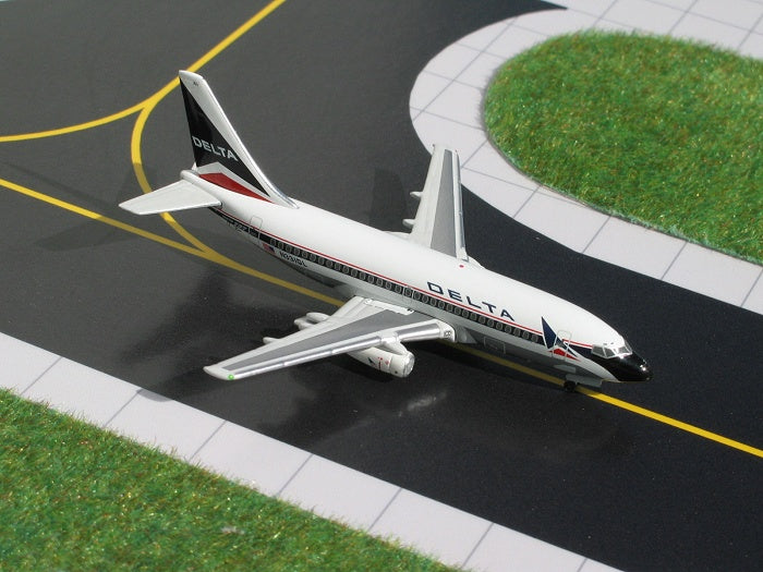 Delta Air Lines Boeing 737-200 N331DL (GJDAL170)