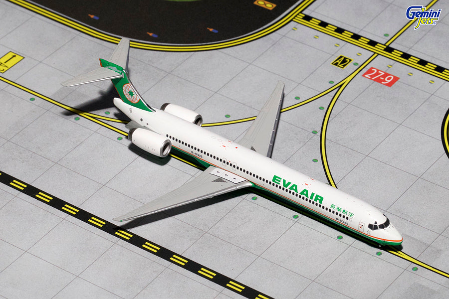 EVA Air McDonnell Douglas MD-90 B-17925 (GJEVA1513)