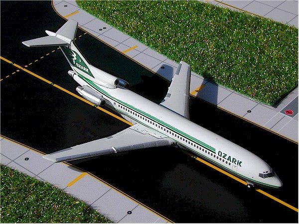 Ozark Air Lines Boeing 727-200 N720ZK (GJOZR194)