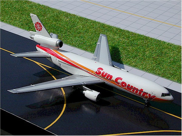 Sun Country Airlines Douglas DC-10-15 N154SY (GJSCX240 / 3557365)