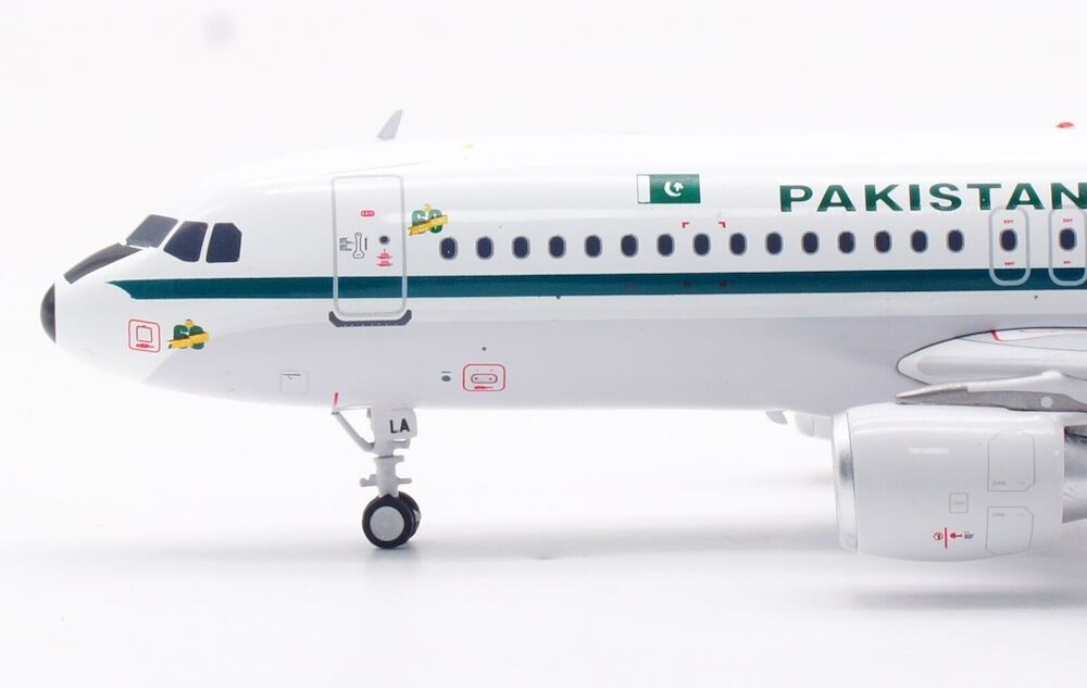 PIA Pakistan International Airlines Airbus A320-200 AP-BLA (IF320PK0824)