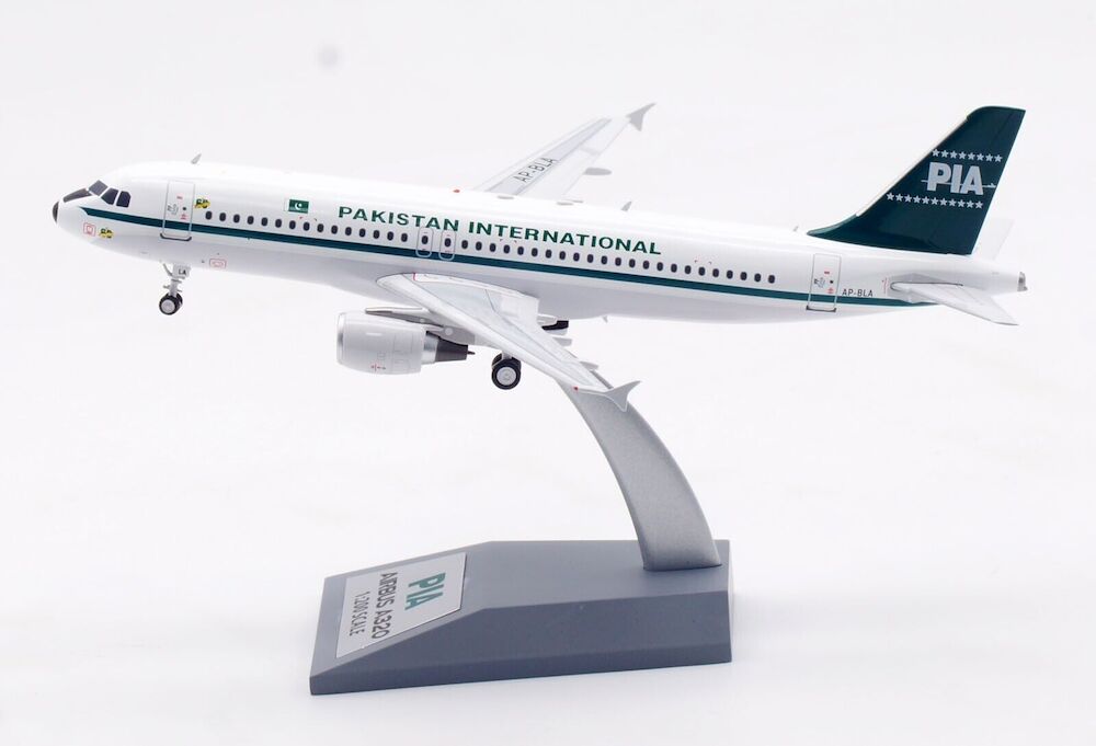 PIA Pakistan International Airlines Airbus A320-200 AP-BLA (IF320PK0824)