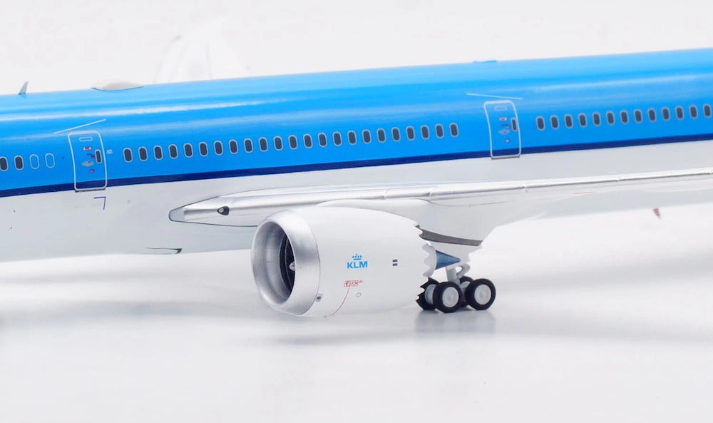 KLM Royal Dutch Airlines Boeing 787-10 PH-BKM (IF78XKL0924)