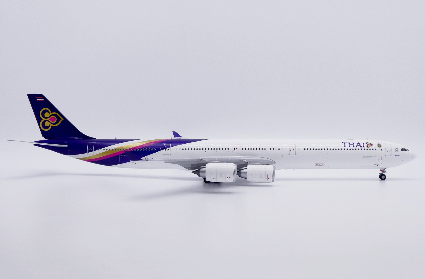 Thai Airways International Airbus A340-600 HS-TNA (KJ-A346-117)
