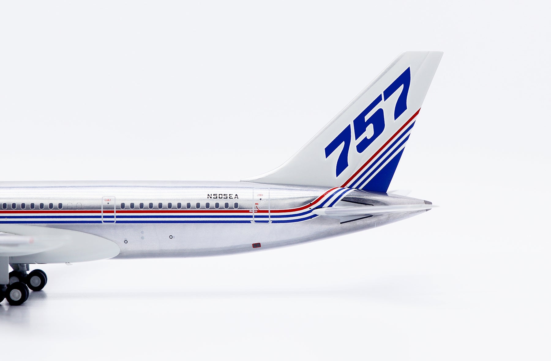 The Boeing Company Boeing 757-200 N505EA (LH2290)