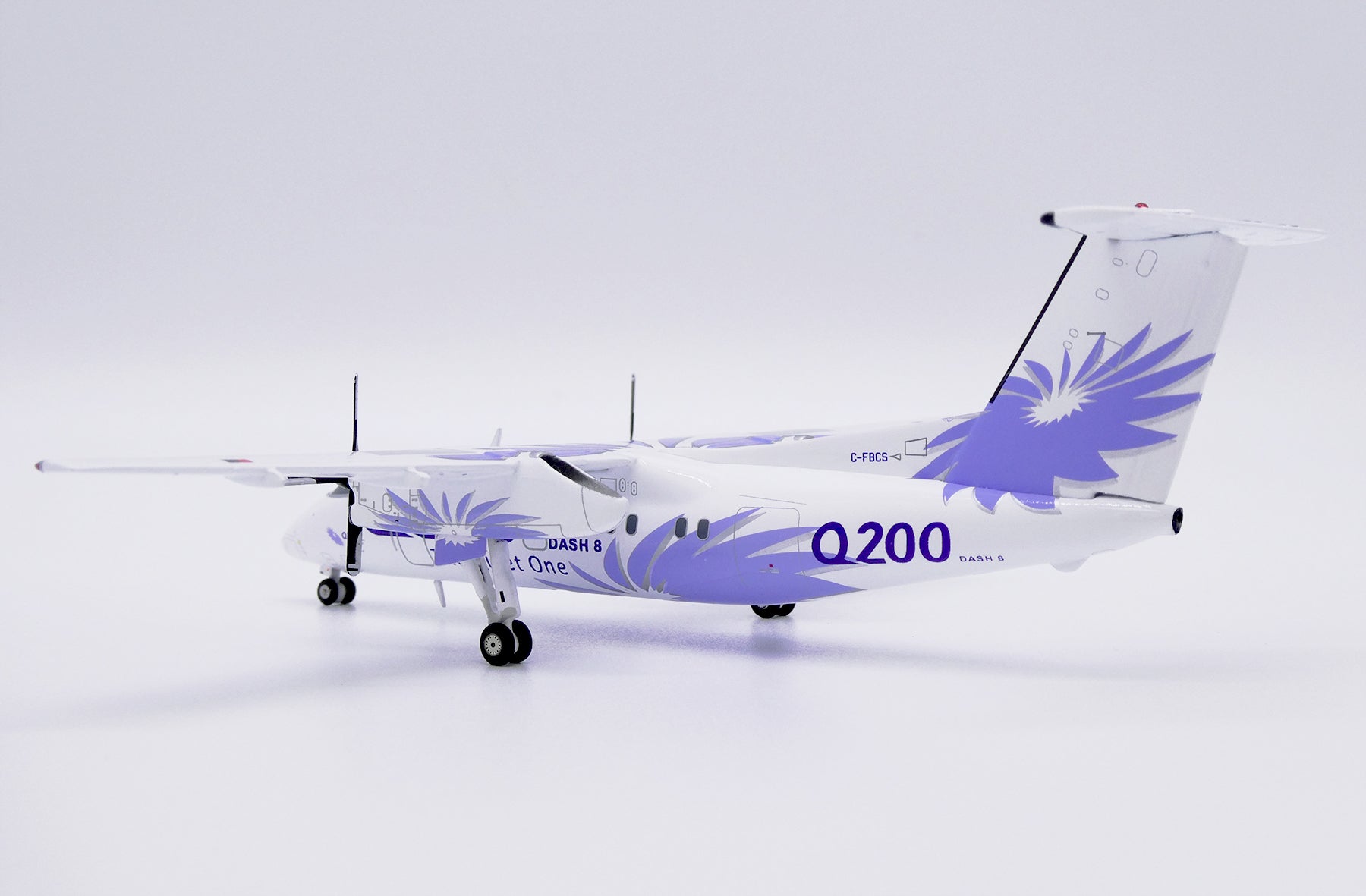 De Havilland Canada Dash 8-200 C-FBCS (LH2370)