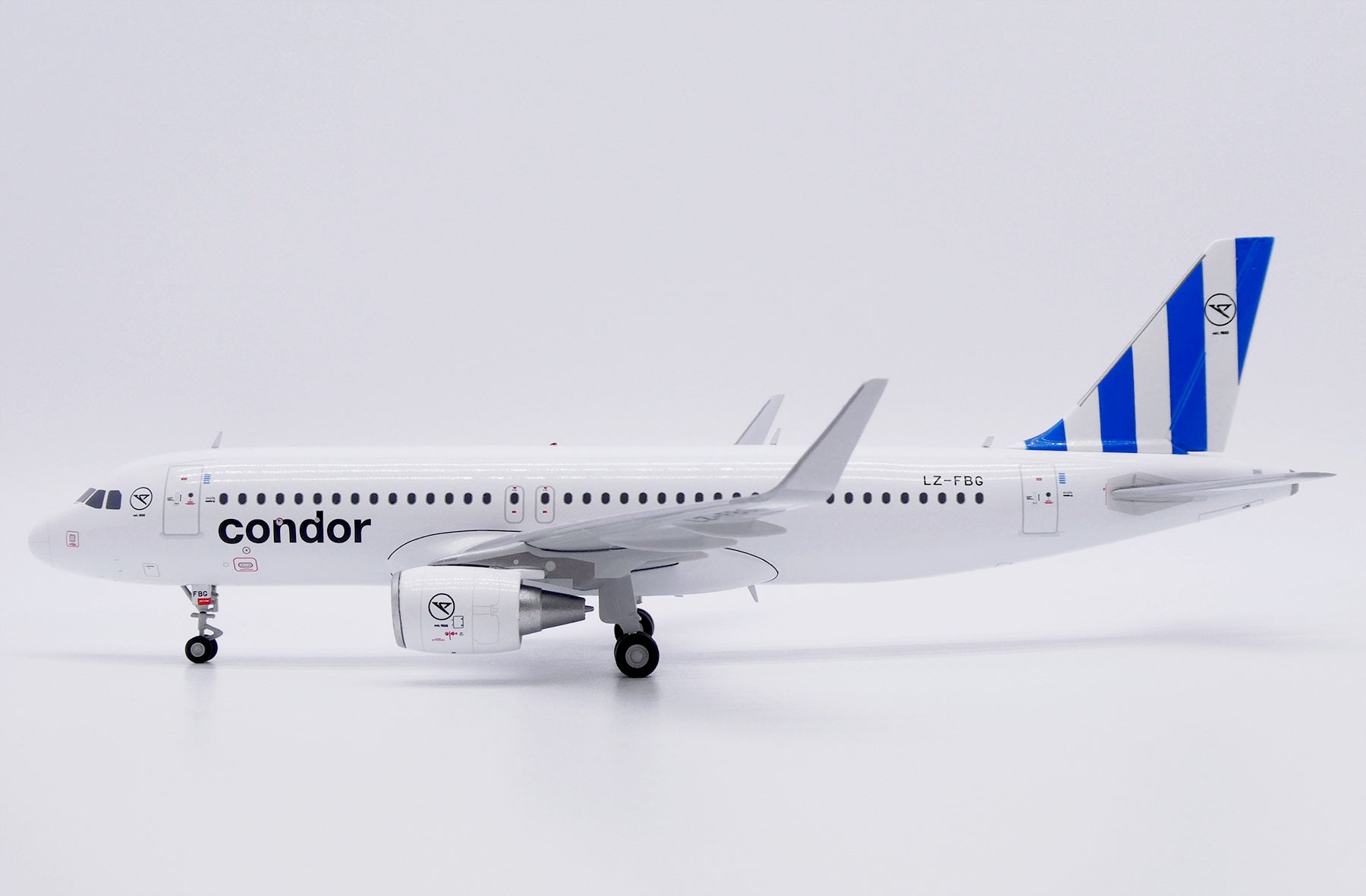 Bulgaria Air / Condor Airbus A320-200 LZ-FBG 'Sea Tail - blue stripes' (LH2495)