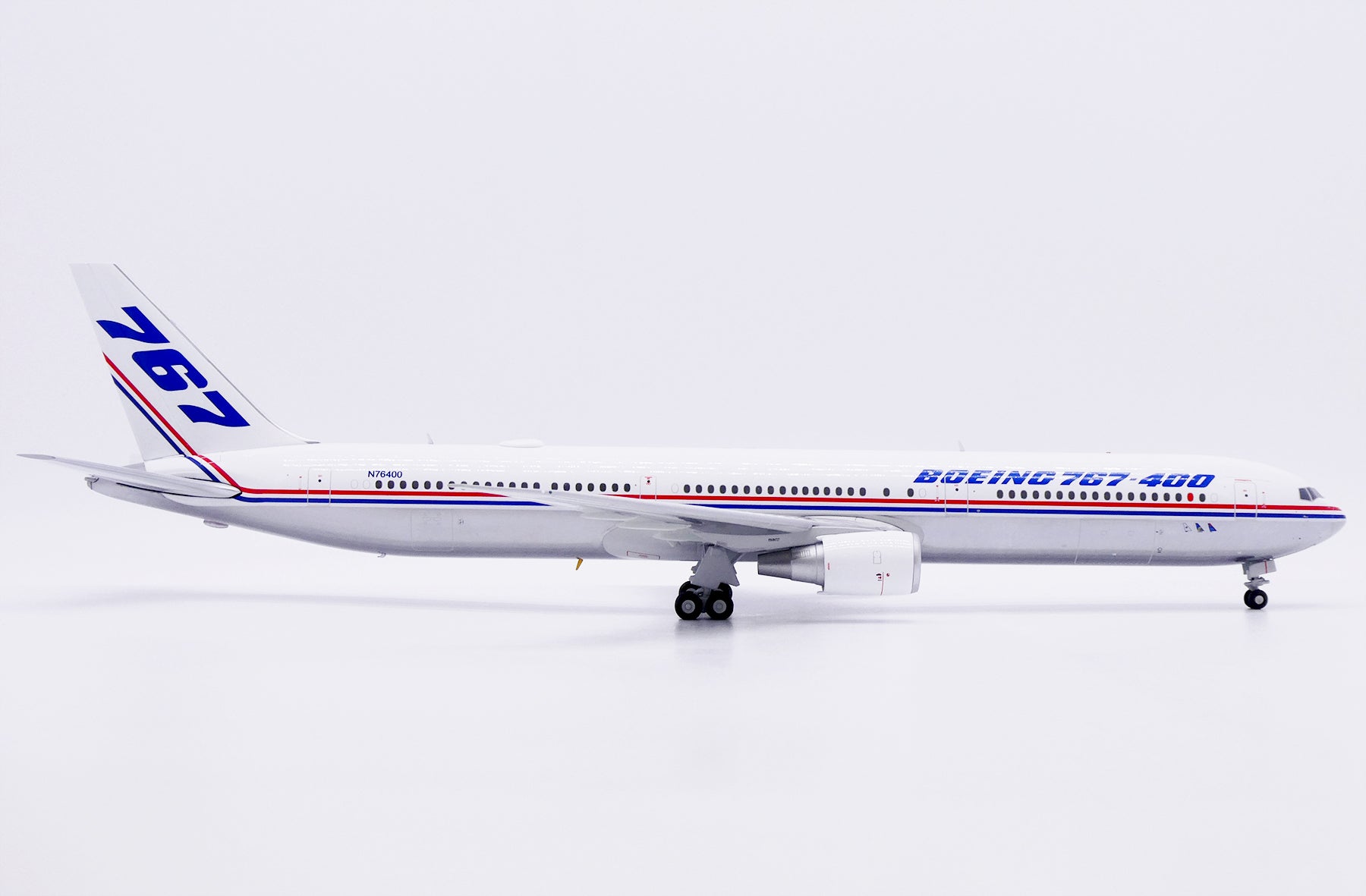 The Boeing Company Boeing 767-400ER N76400 (LH2496)