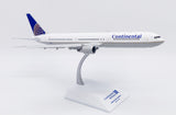 Continental Airlines Boeing 767-400ER N66051 'Flaps Down' (LH2505A)