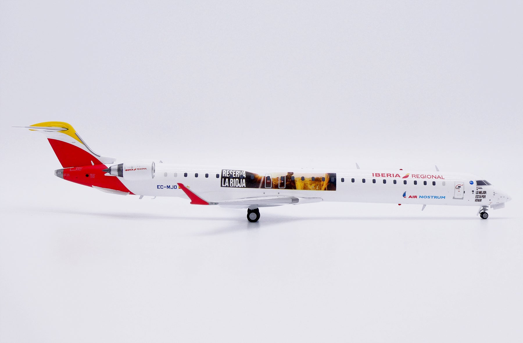 Iberia Regional / Air Nostrum Bombardier CRJ-1000 EC-MJO 'Reserva La Rioja' (LH2508)
