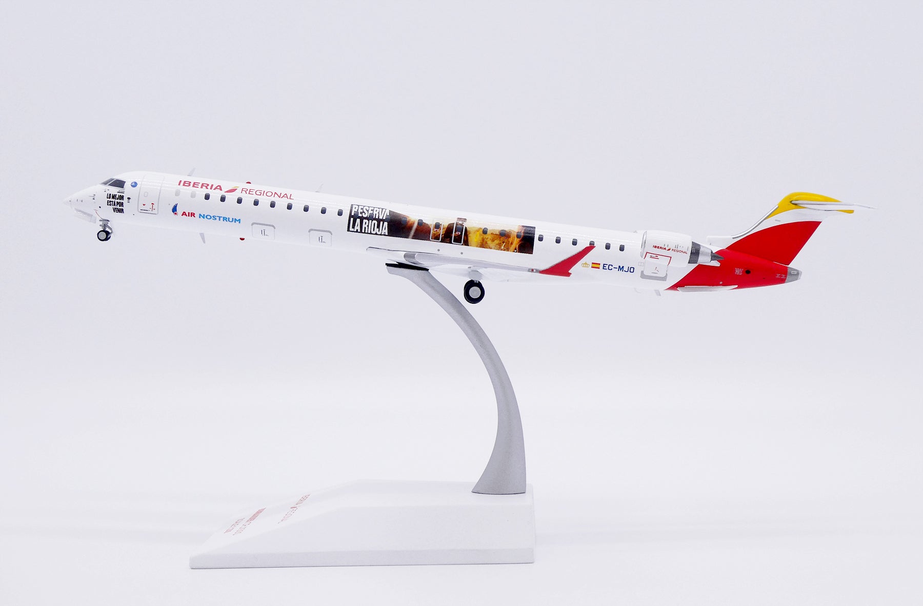 Iberia Regional / Air Nostrum Bombardier CRJ-1000 EC-MJO 'Reserva La Rioja' (LH2508)