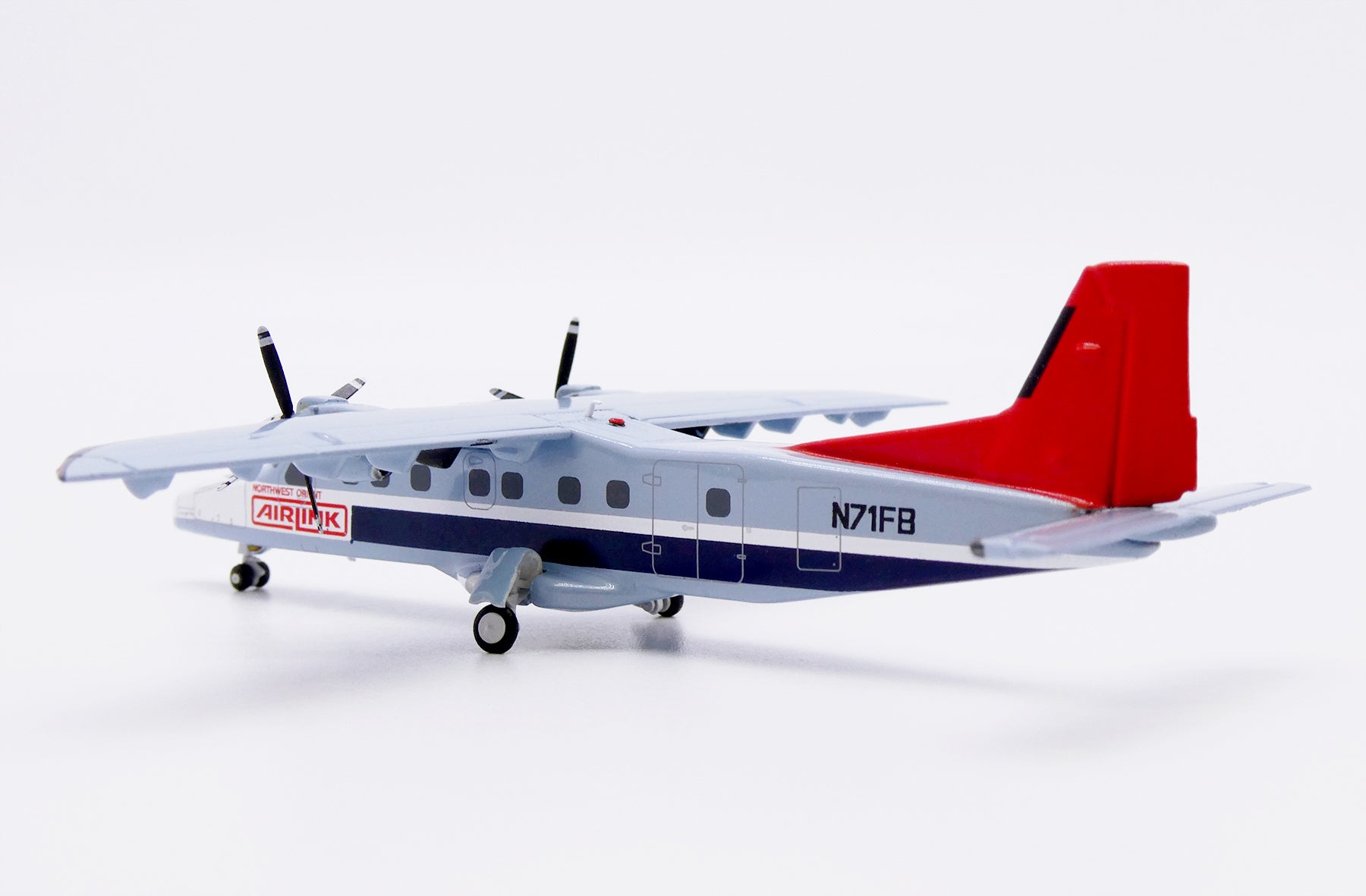 Northwest Airlink Dornier Do-228-202 N71FB (LH2515)